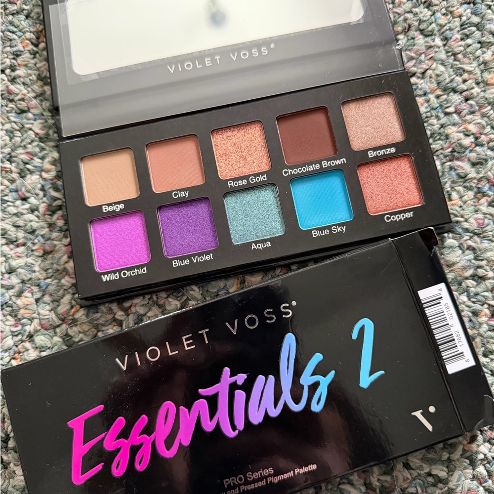 Violet Voss Essentials 2 Palette with Bold Hues